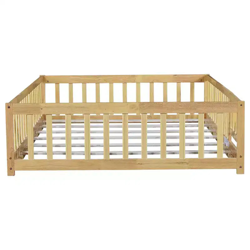 Bellemave Letto a Terra Montessori Completo con Recinzione e Porta, Struttura Bassa in Legno per Bambini con Sponde di Protezione, Legno Massello di Gomma, Facile da Montare