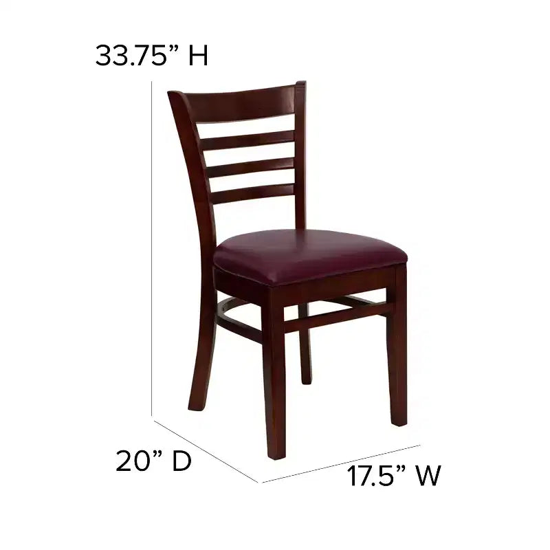 Sedia da pranzo in legno con schienale a pioli Emma e Oliver per ristorante